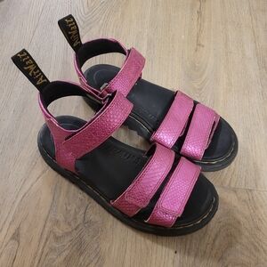 Dr. Martens Klaire Sandal Girls